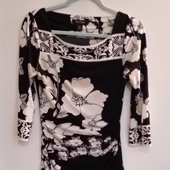 White House Black Market Dress Ruched floral - Picture 2 of 6